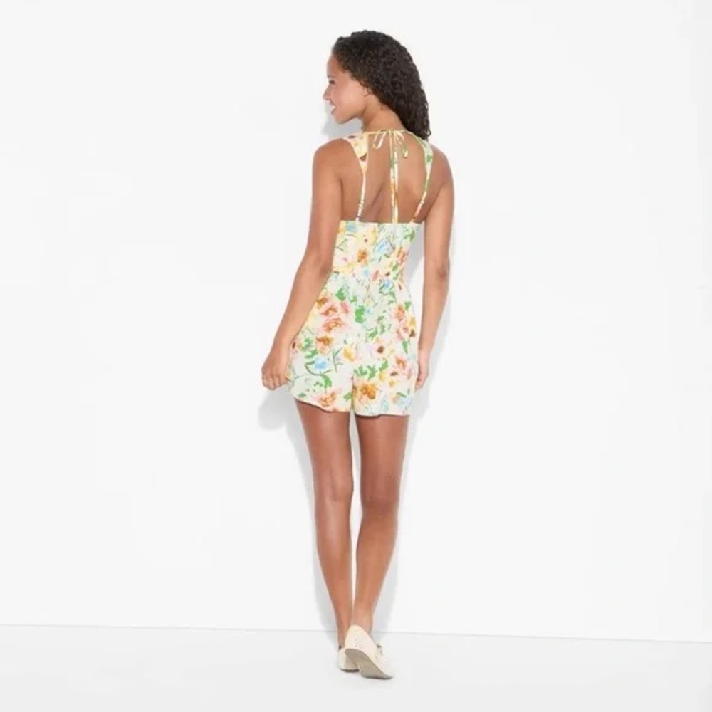 Women’s Hook and Eye Romper - Picture 2 of 10